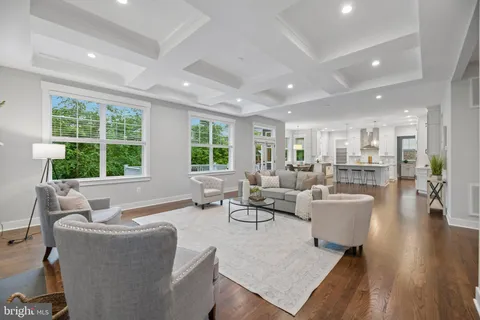 $2,400,000 | 2336 North Oak Street, Falls Church, VA 22046