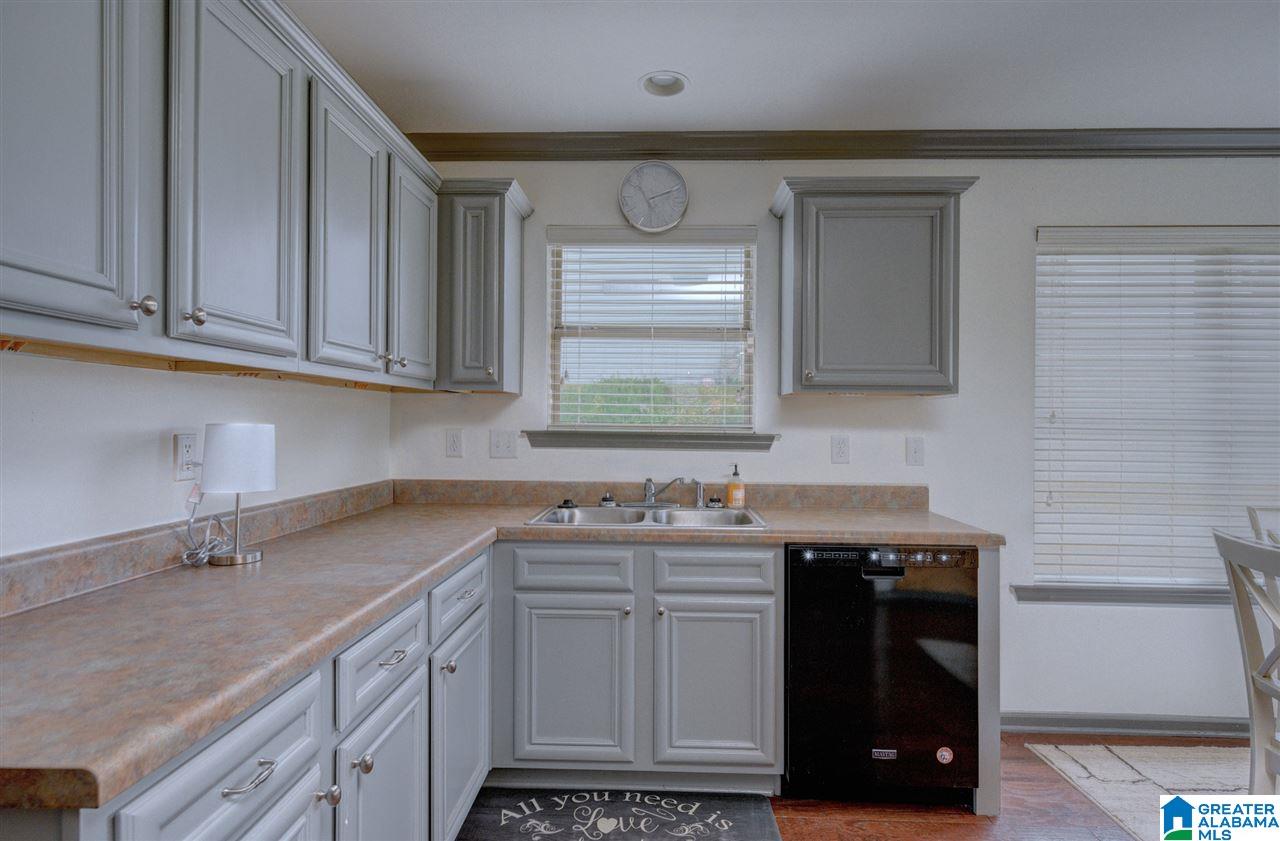519 Village Springs Lane Springville, AL 35146 - Photo 9 of 21