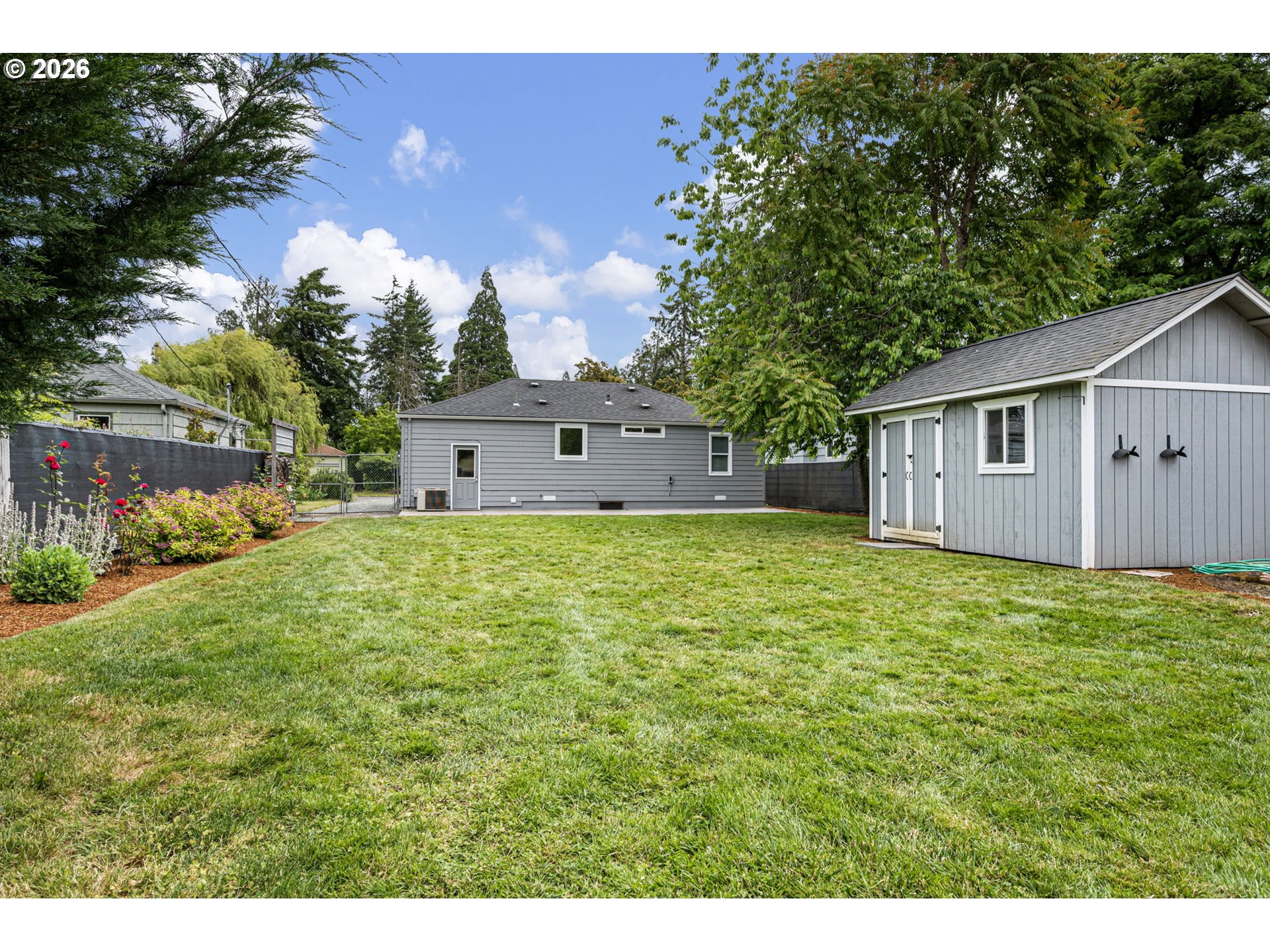 956 1st Street Springfield, OR 97477 - Photo 42 of 48
