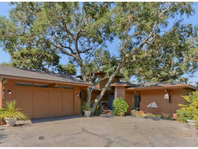 3058 Green Canyon Road Fallbrook, CA 92028 - Photo 2 of 25 House nestled in the ancient oak forest