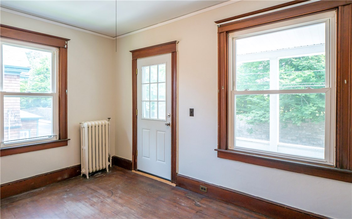 575 Spring Street Newport, RI 02840 - Photo 23 of 49