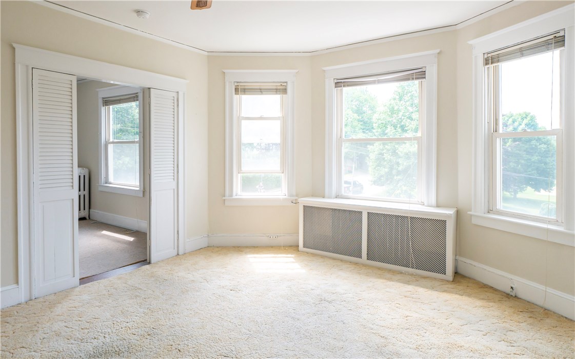 575 Spring Street Newport, RI 02840 - Photo 31 of 49