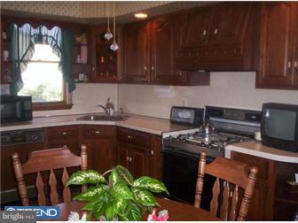 628 Andrea Road Runnemede, NJ 08078 - Photo 4 of 6