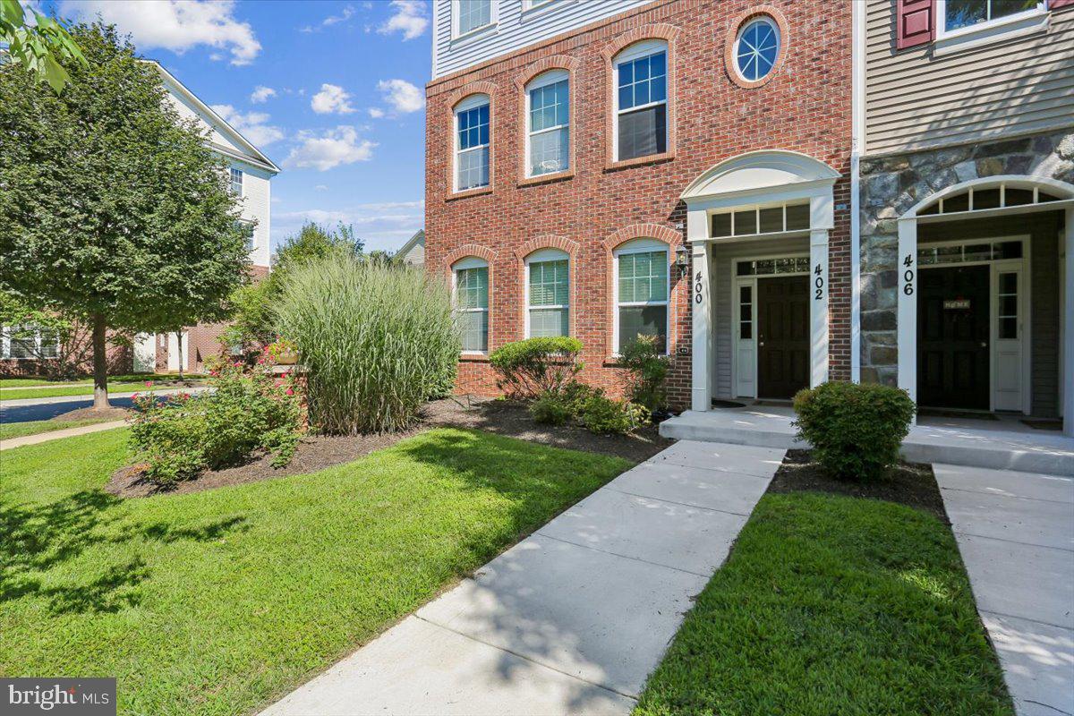 402 Orchard Ridge Drive Gaithersburg, MD 20878 - Photo 4 of 69 Gallery Image 4