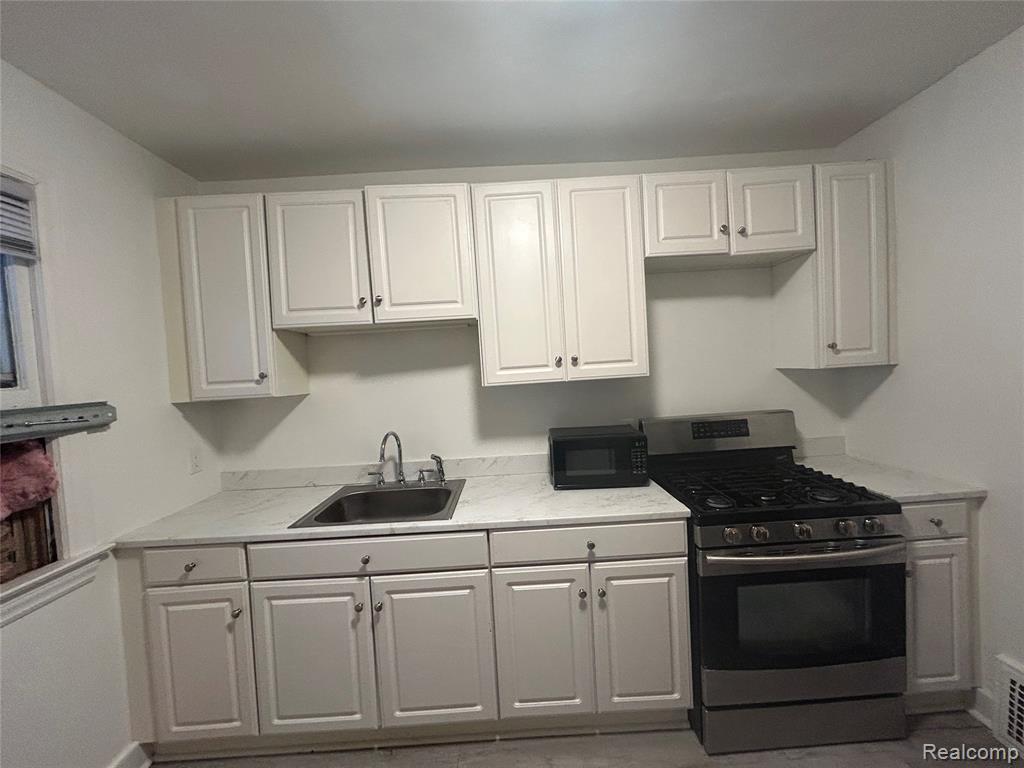 4401 Buckingham Detroit, MI 48224 - Photo 23 of 41