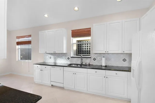 $535,000 | 7084 Southeast Cricket Court, Stuart, FL 34997