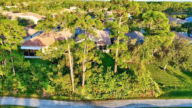 $535,000 | 7084 Southeast Cricket Court, Stuart, FL 34997