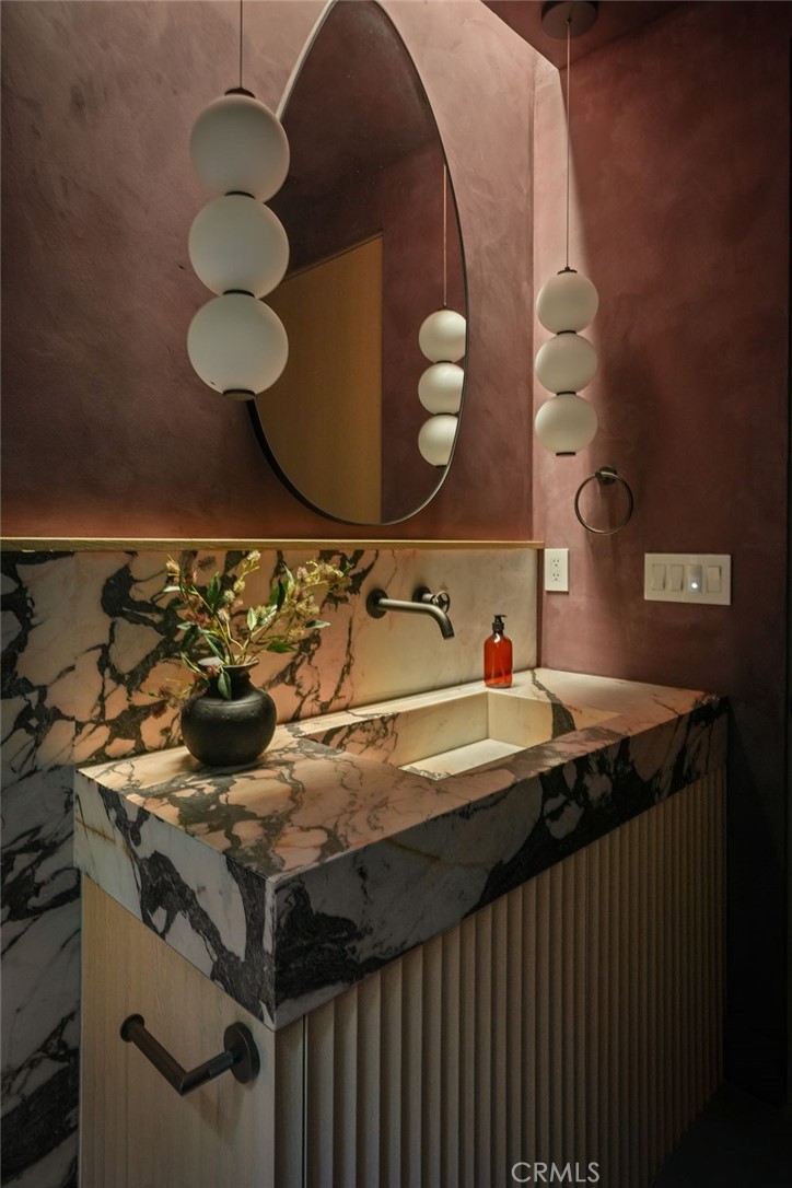 12113 Maxwellton Road Studio City, CA 91604 - Photo 18 of 42