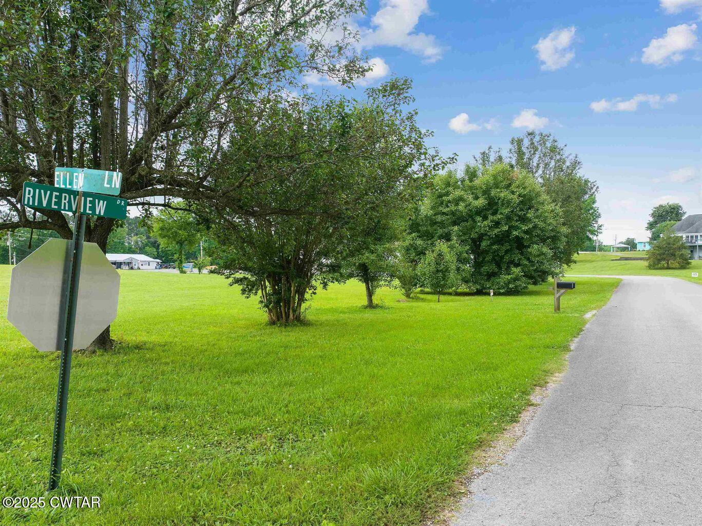 20 Ellen Lane Decaturville, TN 38329 - Photo 2 of 12 a view of a golf course
