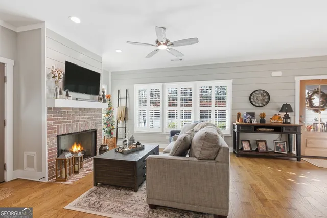 $375,000 | 111 Smith Court, Clarkesville, GA 30523