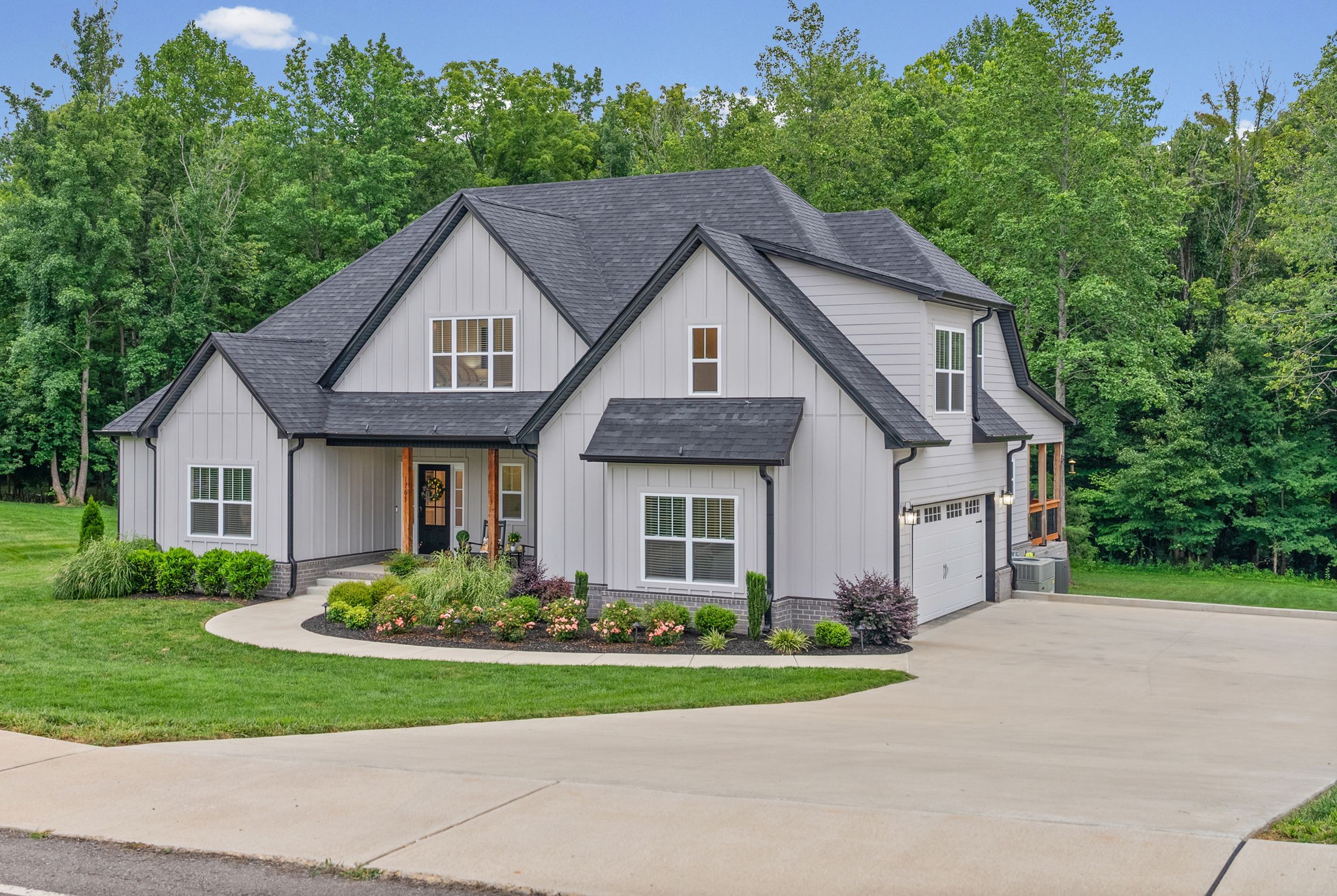 1765 Powell Road Clarksville, TN 37043 - Photo 4 of 60