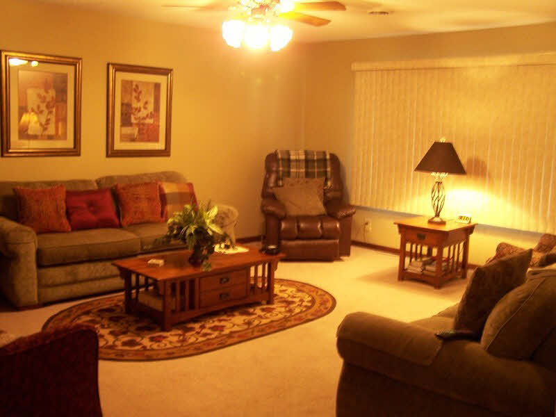1202 East Ruth Street Benton, IL 62812 - Photo 5 of 11 Gallery Image 5