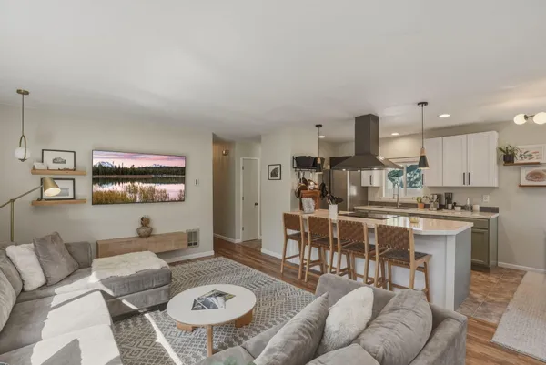 $469,000 | 55601 Swan Road, Bend, OR 97707