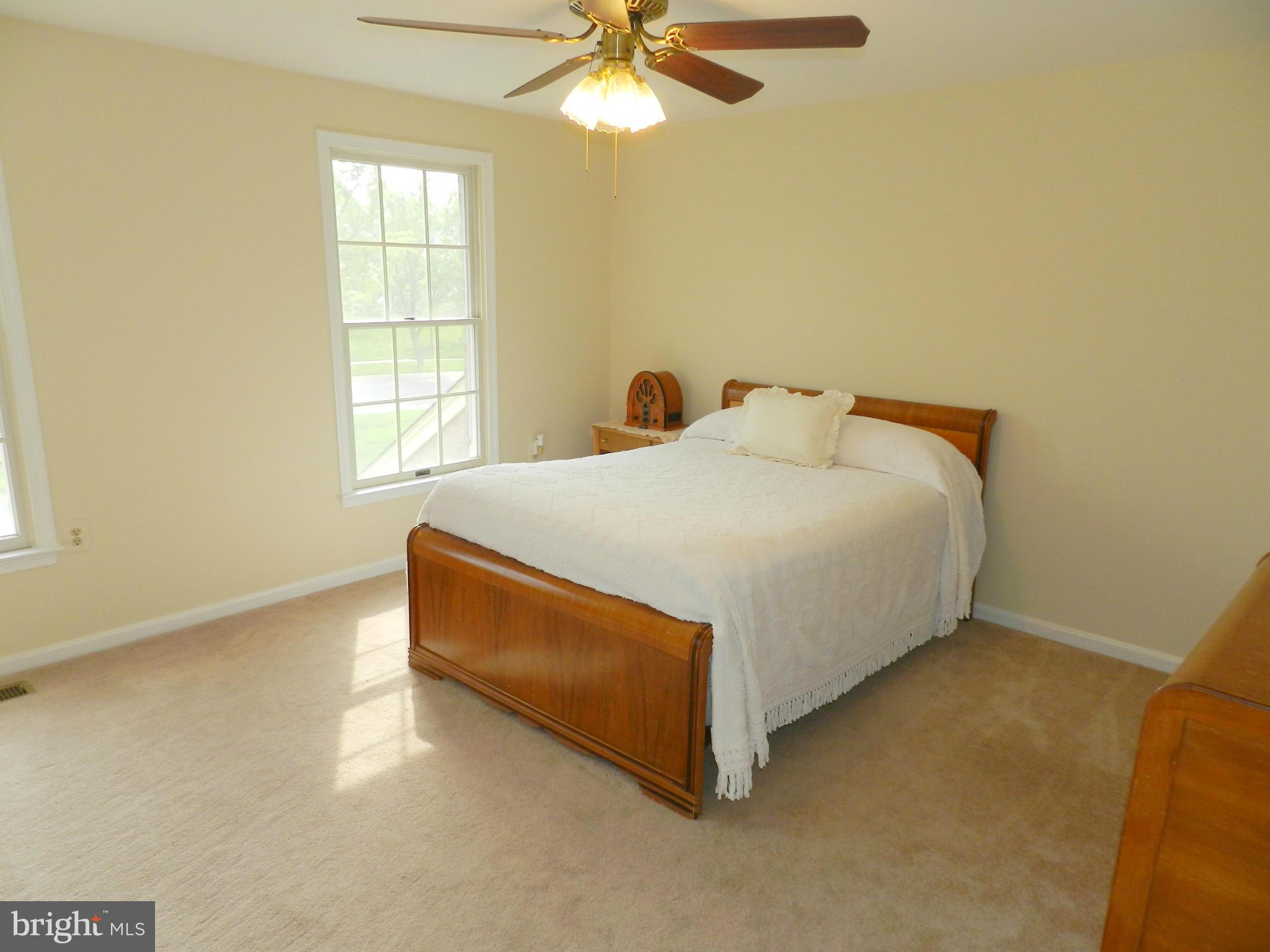 17701 Dr Walling Road Poolesville, MD 20837 - Photo 22 of 30 Bedroom