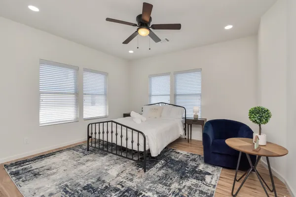 $2,200 | 1812 Wheeler Avenue, Houston, TX 77004