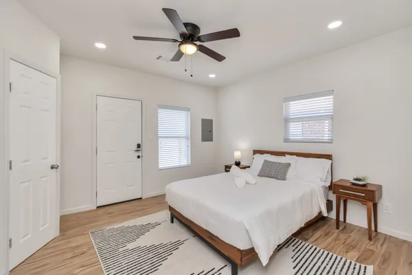 $2,200 | 1812 Wheeler Avenue, Houston, TX 77004