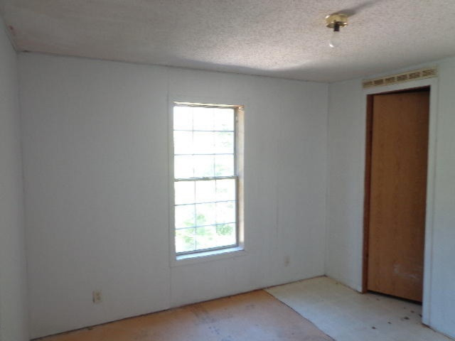 5614 Reeder Road Lyons, MI 48851 - Photo 17 of 24 263-393743 bedroom (3)