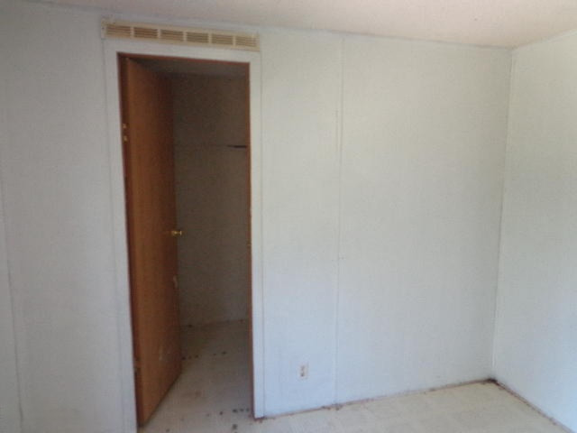 5614 Reeder Road Lyons, MI 48851 - Photo 19 of 24 263-393743 bedroom (5)