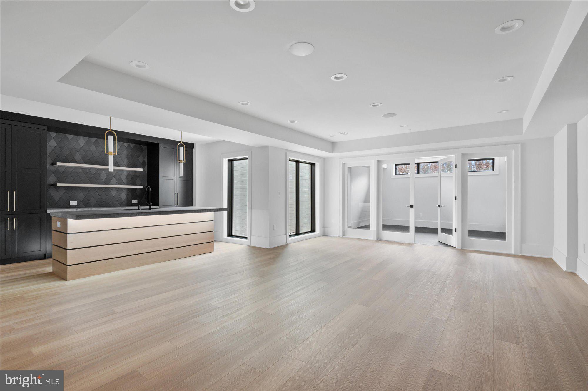 1038 Dead Run Drive McLean, VA 22101 - Photo 20 of 36