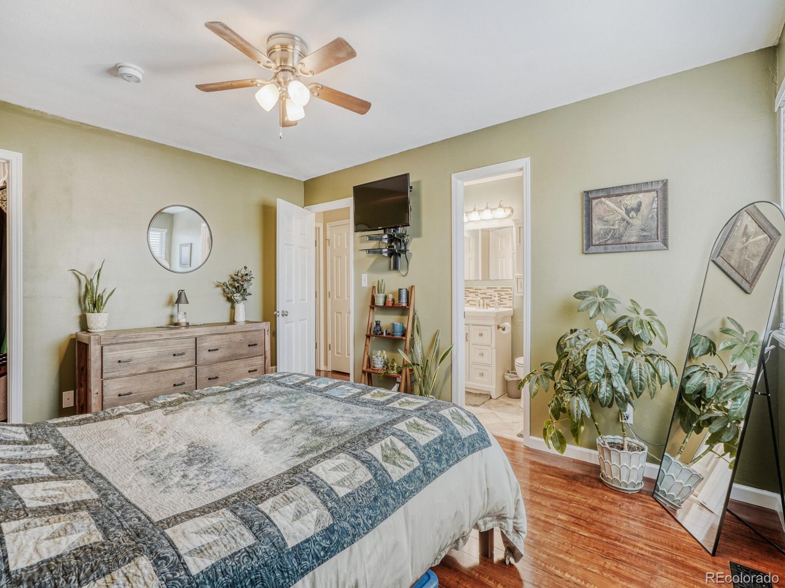 5856 South Routt Street Littleton, CO 80127 - Photo 13 of 45