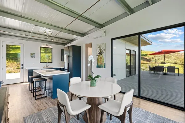 $1,740,000 | 6937 Kellyn Lane, Vista, CA 92084