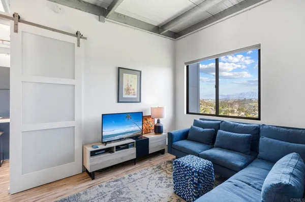 $1,740,000 | 6937 Kellyn Lane, Vista, CA 92084