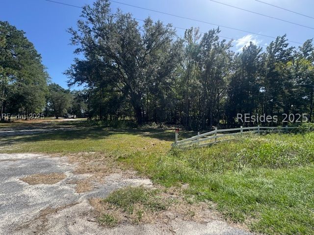 7352 Grays Highway Ridgeland, SC 29936 - Photo 3 of 6