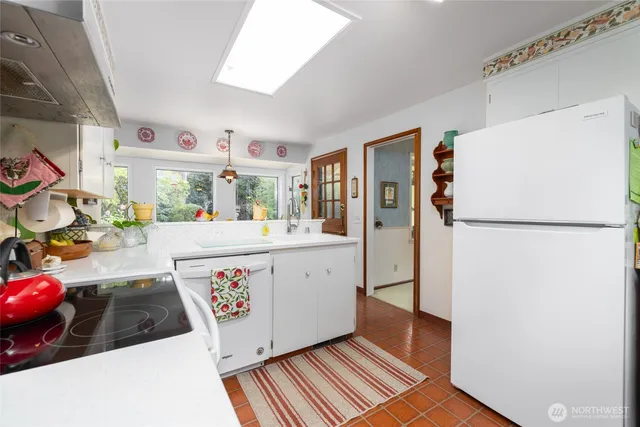 $749,000 | 1410 South 10th Street, Mount Vernon, WA 98274