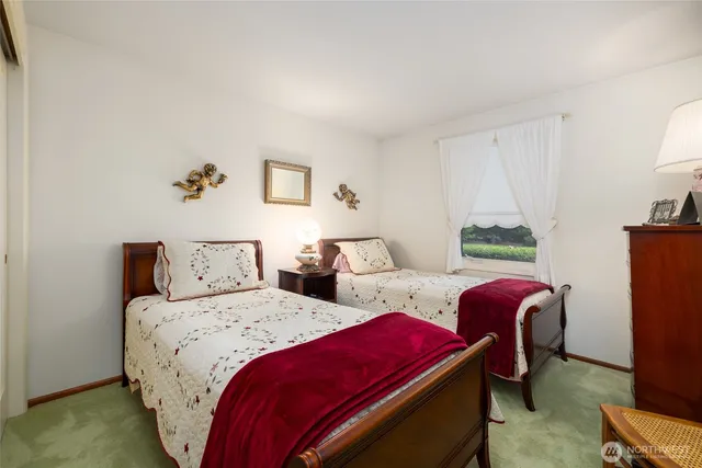 $749,000 | 1410 South 10th Street, Mount Vernon, WA 98274