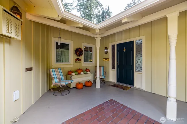 $749,000 | 1410 South 10th Street, Mount Vernon, WA 98274