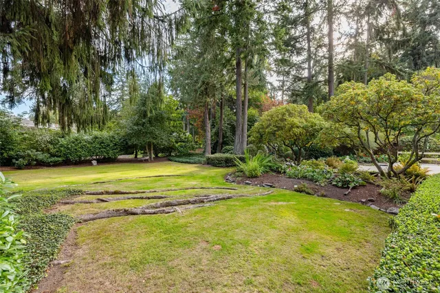 $749,000 | 1410 South 10th Street, Mount Vernon, WA 98274
