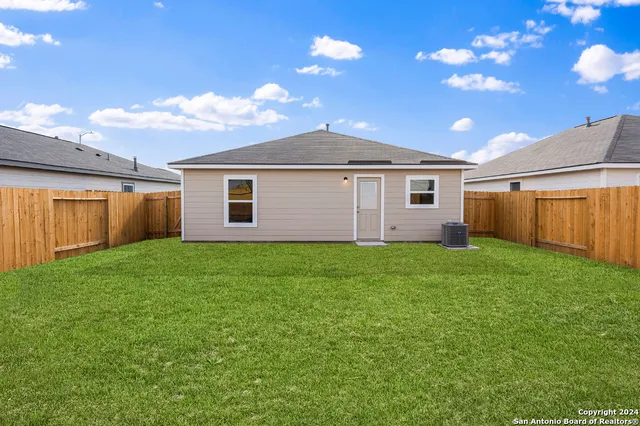 $1,780 | 11917 Luckey Villa, San Antonio, TX 78252