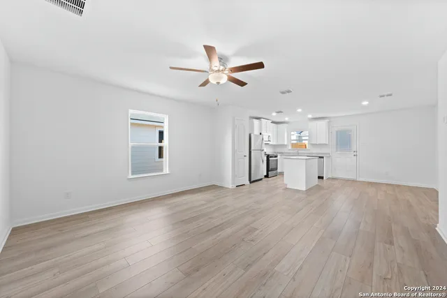 $1,780 | 11917 Luckey Villa, San Antonio, TX 78252