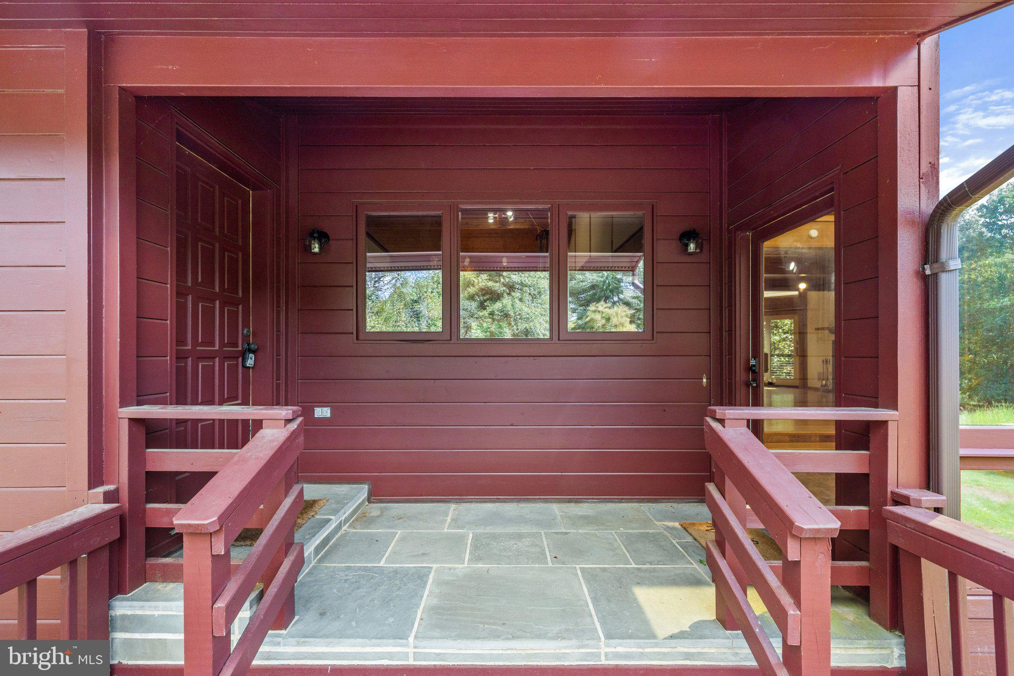 11121 Oakview Road Delaplane, VA 20144 - Photo 15 of 105