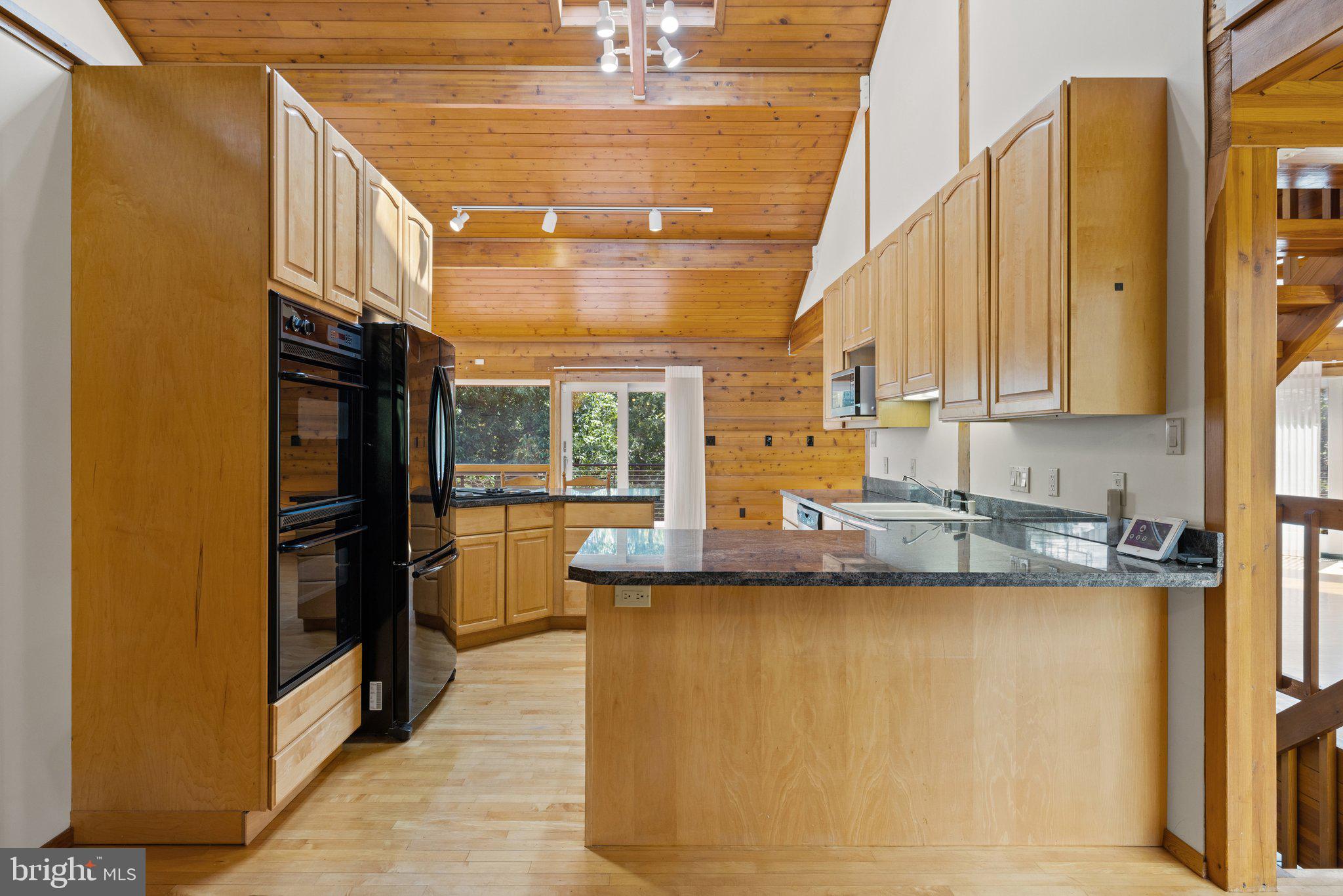 11121 Oakview Road Delaplane, VA 20144 - Photo 32 of 105 Kitchen