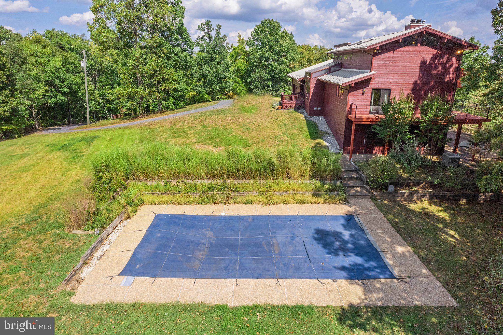 11121 Oakview Road Delaplane, VA 20144 - Photo 6 of 105