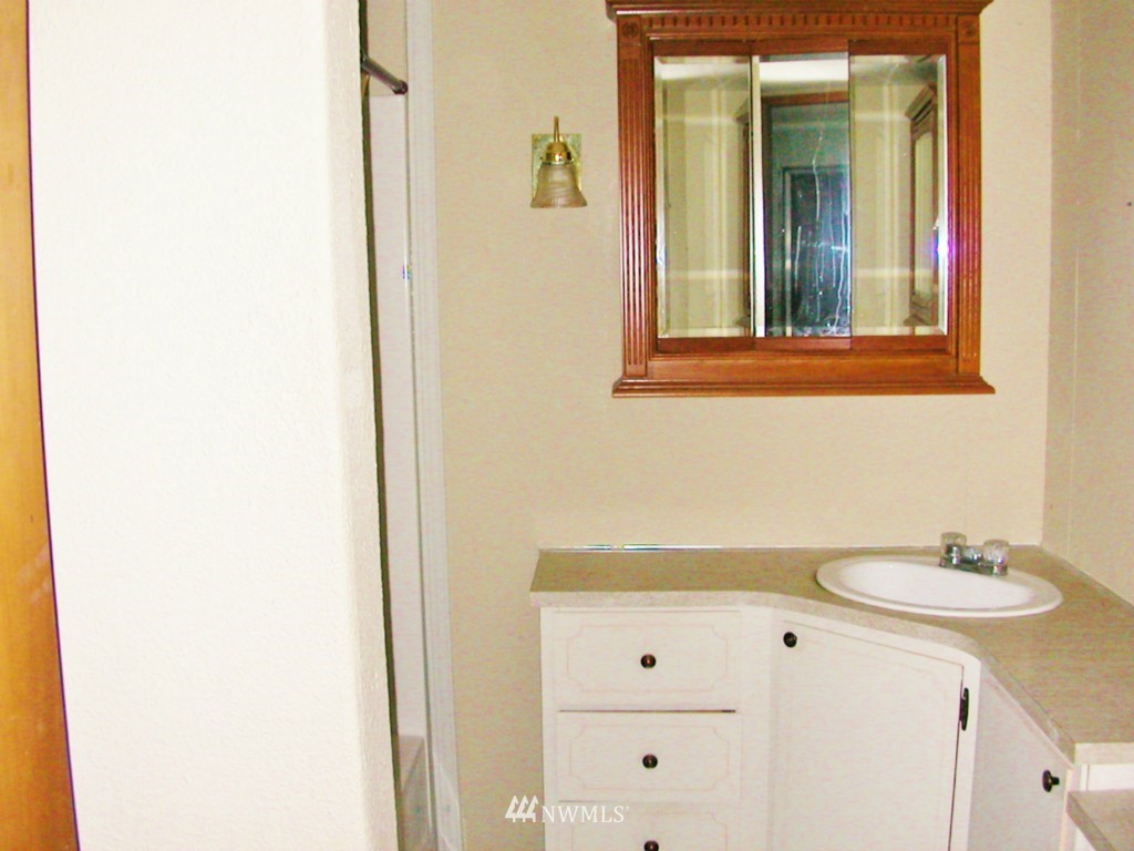 631 Rhododendron Lane Brinnon, WA 98320 - Photo 14 of 21 Gallery Image 14