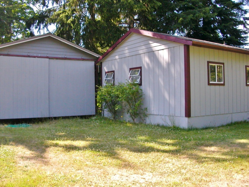 631 Rhododendron Lane Brinnon, WA 98320 - Photo 4 of 21 Gallery Image 4