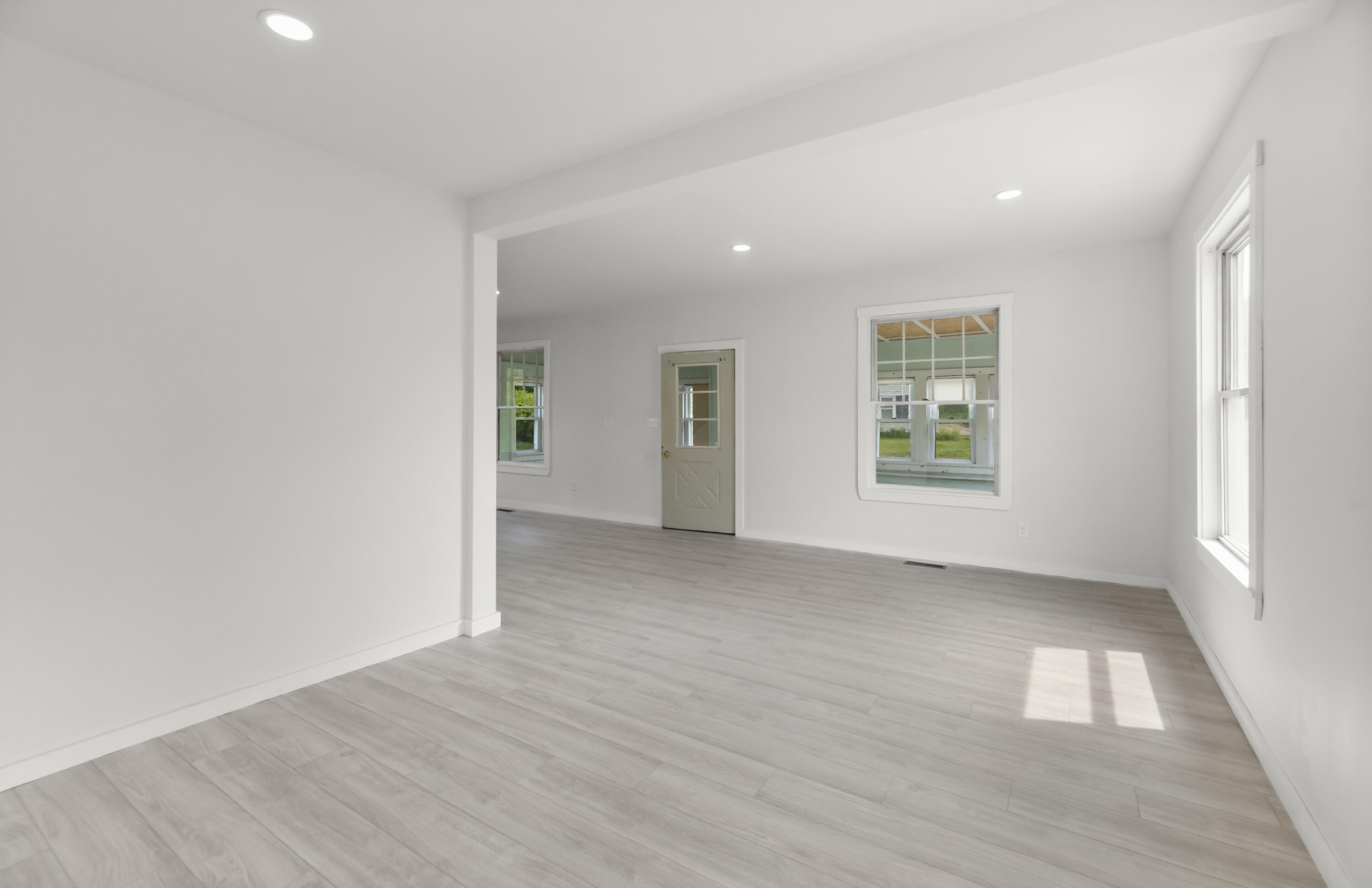 826 Riverside Drive Augusta, ME 04330 - Photo 14 of 34 DSC_2045