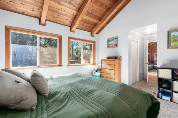 $725,000 | 46581 Iversen Drive, Gualala, CA 95445