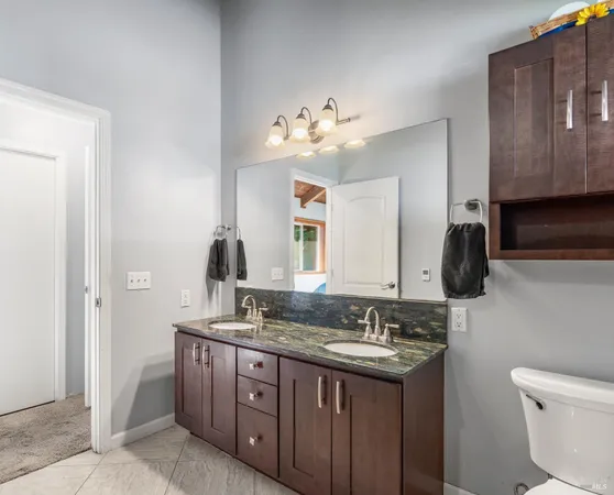 $725,000 | 46581 Iversen Drive, Gualala, CA 95445