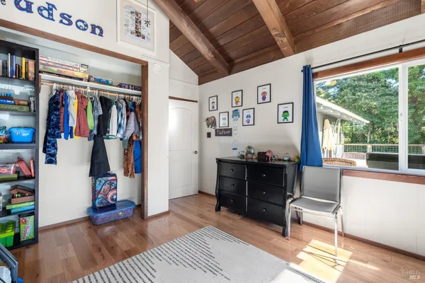 $725,000 | 46581 Iversen Drive, Gualala, CA 95445