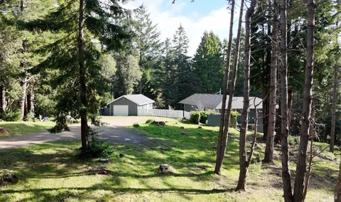 $750,000 | 46581 Iversen Drive, Gualala, CA 95445