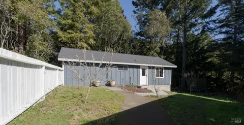 $750,000 | 46581 Iversen Drive, Gualala, CA 95445