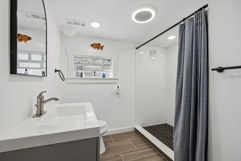 $499,000 | 735 Gunderson Avenue, Oak Park, IL 60304