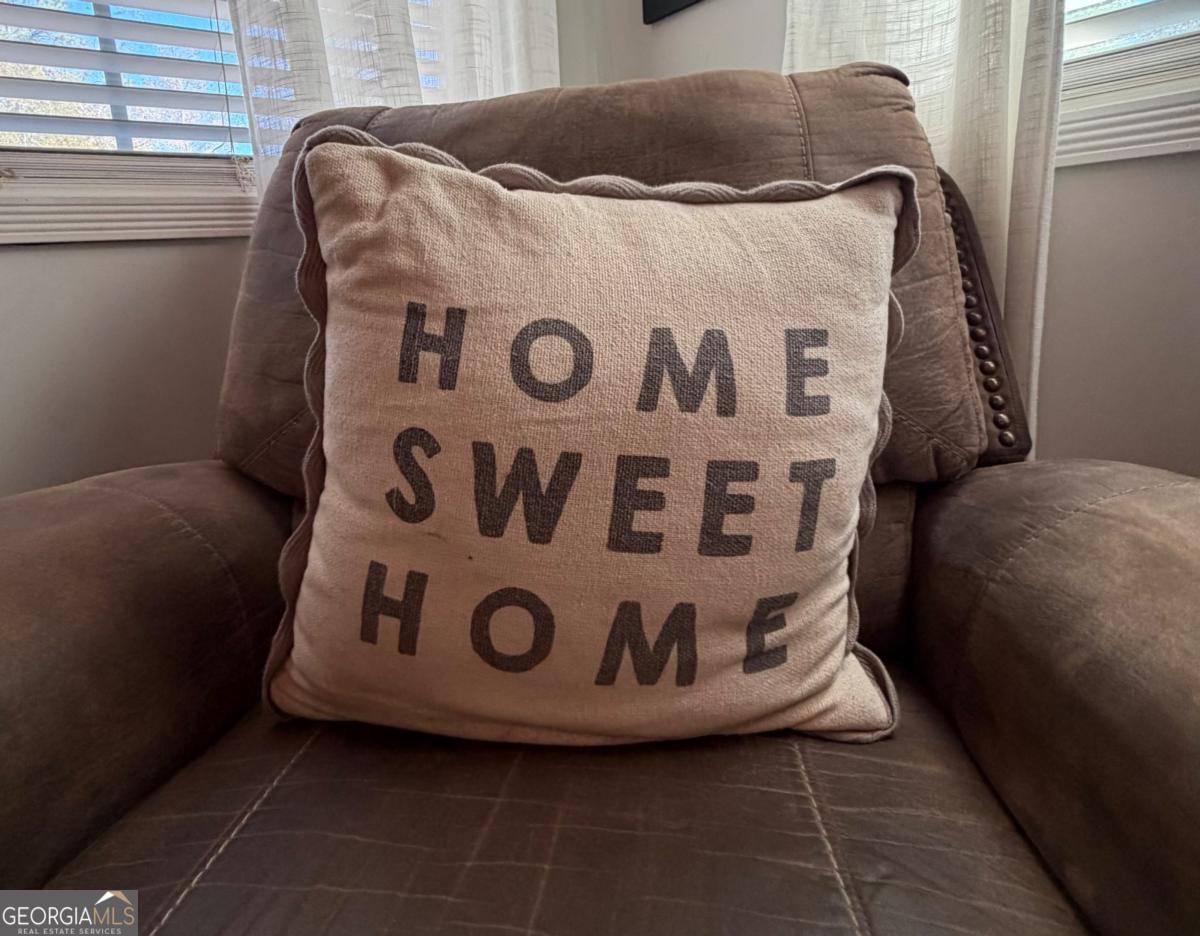 3231 Pear Avenue Patterson, GA 31557 - Photo 6 of 43 a view of wooden floor