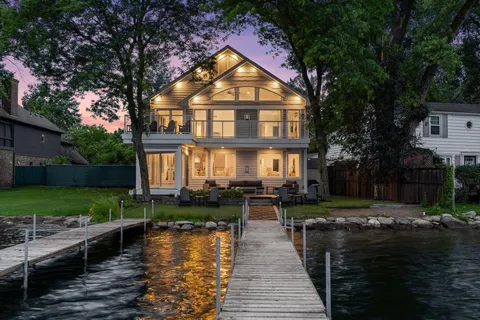 $2,595,000 | 2807 McKenzie Point Road, Wayzata, MN 55391