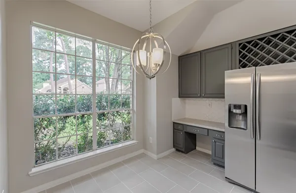 $2,200 | 4230 Mountain Peak Way, Kingwood, TX 77345