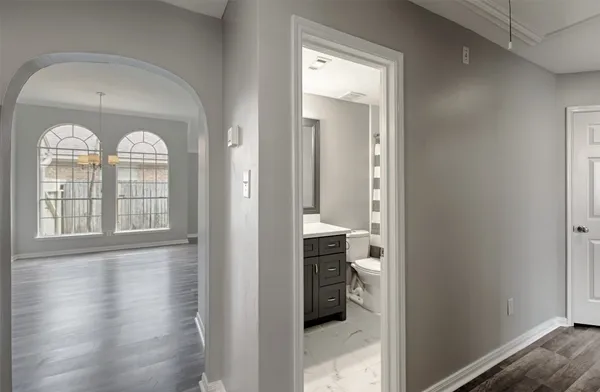 $2,200 | 4230 Mountain Peak Way, Kingwood, TX 77345