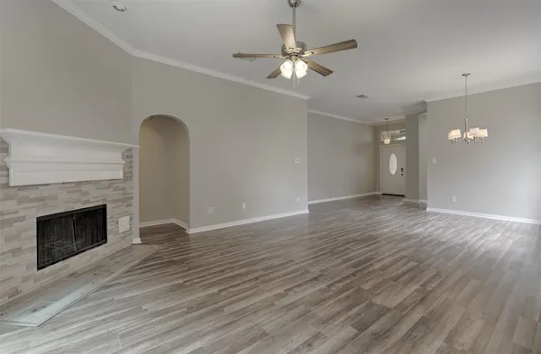 $2,200 | 4230 Mountain Peak Way, Kingwood, TX 77345